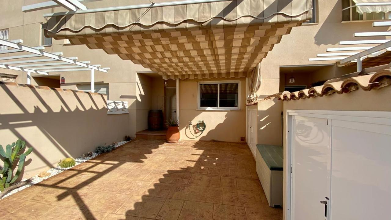 דירות אל קאמפיו Bungalow Playa מראה חיצוני תמונה